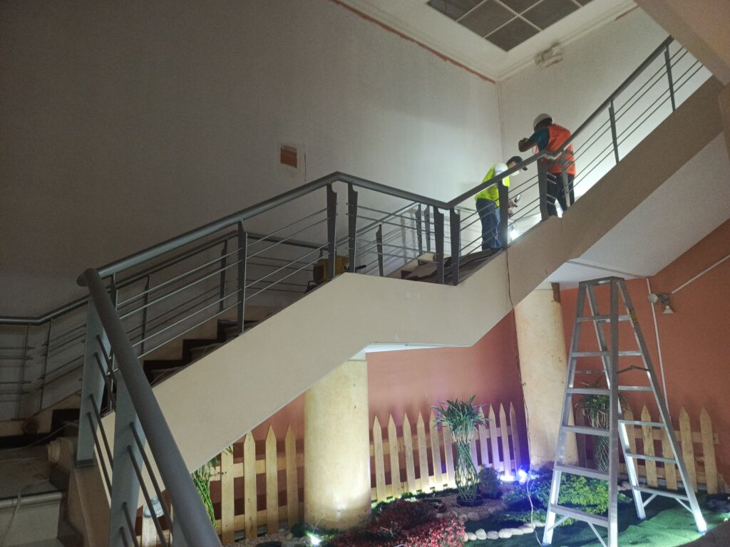 PINTURA METALICA PARA PASAMANOS INTERIOR