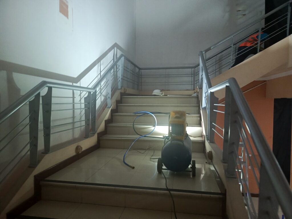 PINTURA METALICA PARA PASAMANOS INTERIOR