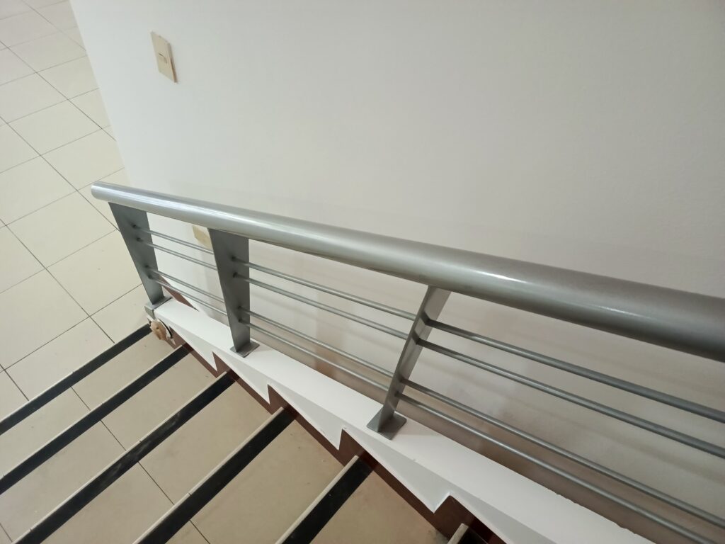 PINTURA METALICA PARA PASAMANOS INTERIOR