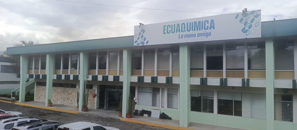 PINTURA EXTERIOR DEL EDIFICIO ADMINISTRATIVO