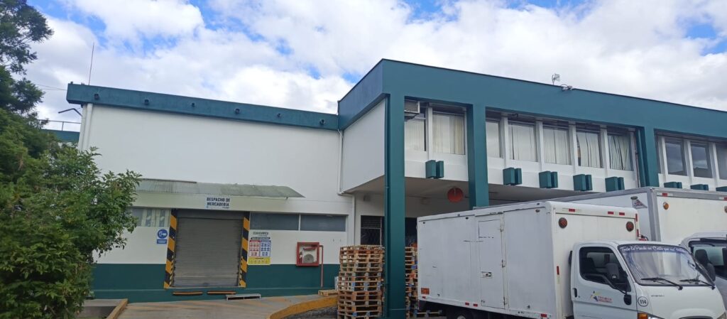 PINTURA EXTERIOR DEL EDIFICIO ADMINISTRATIVO