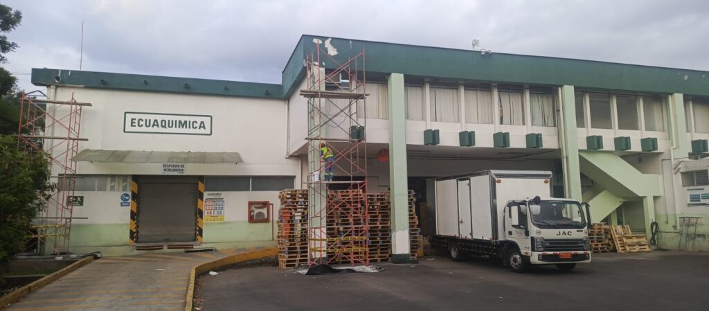 PINTURA EXTERIOR DEL EDIFICIO ADMINISTRATIVO